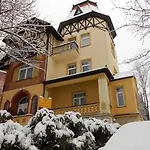 Bed & Breakfast Carmen & Spa Kudowa Zdroj