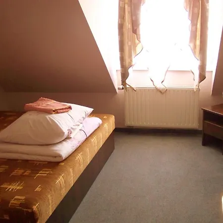Couette-café Carmen 3*