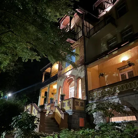 Carmen 住宿加早餐酒店