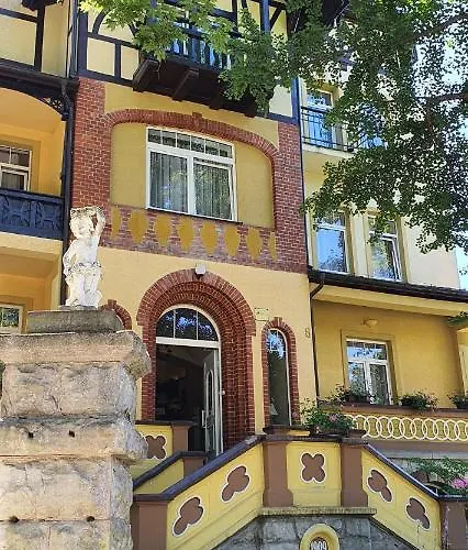 Carmen & Spa Bed & Breakfast Kudowa Zdroj